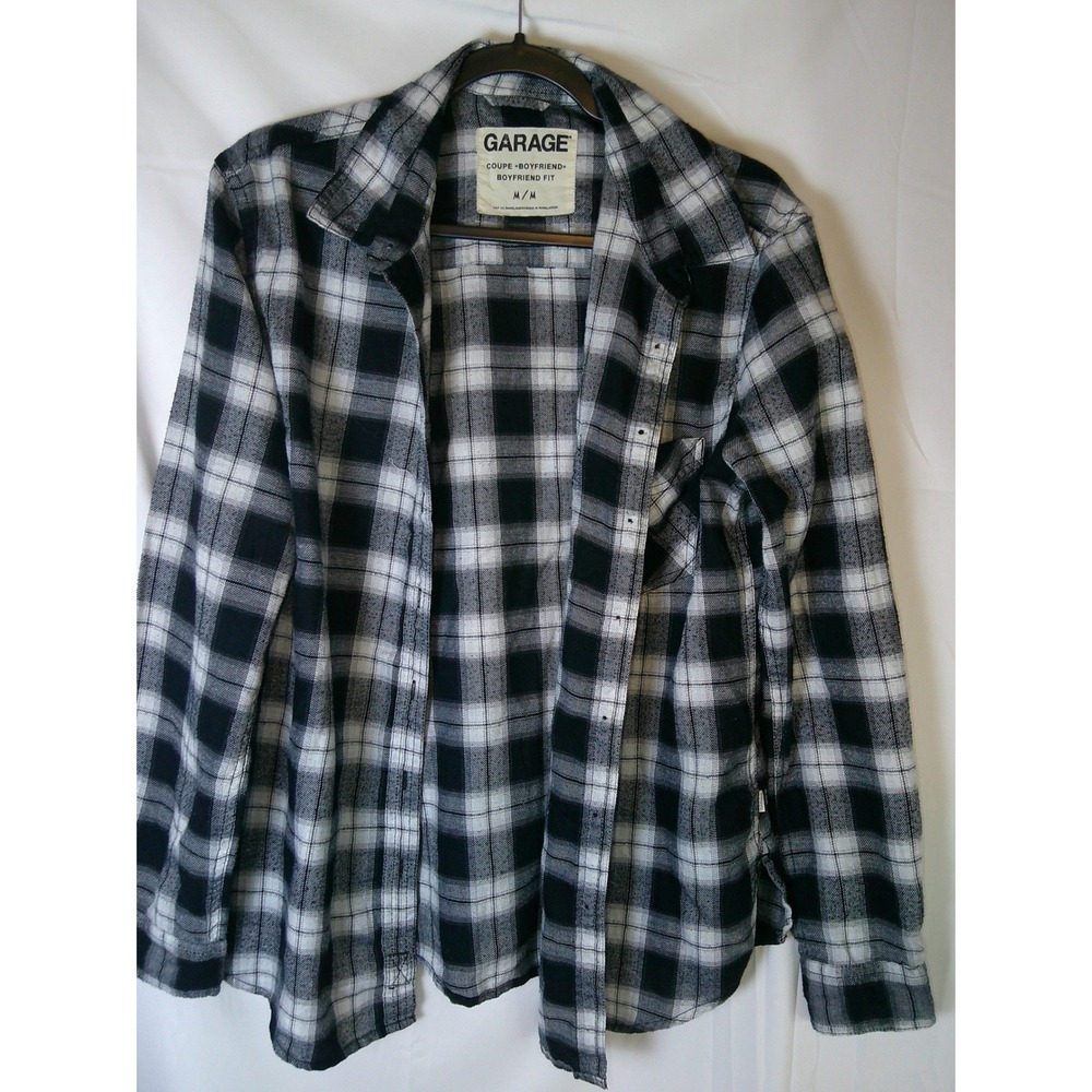 Garage Black White Plaid Flannel Button Down Shirt Womens Medium Boyfriend Fit
